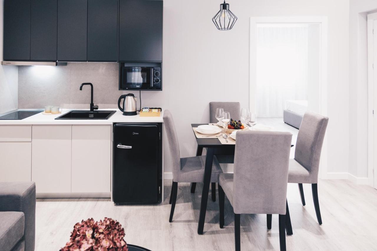 Mono Boutique Apartments Тирана Екстер'єр фото