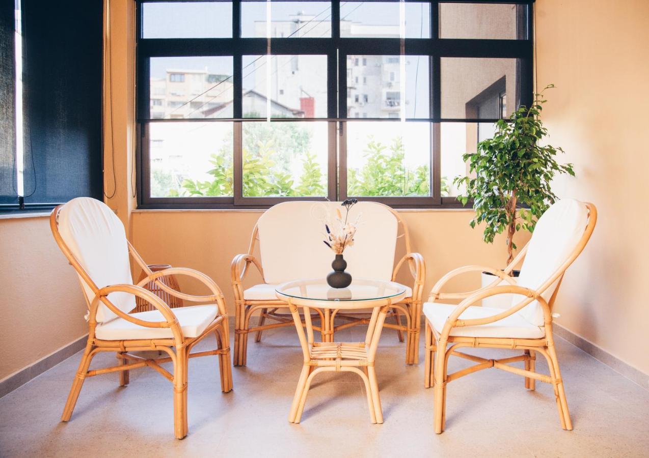 Mono Boutique Apartments Тирана Екстер'єр фото