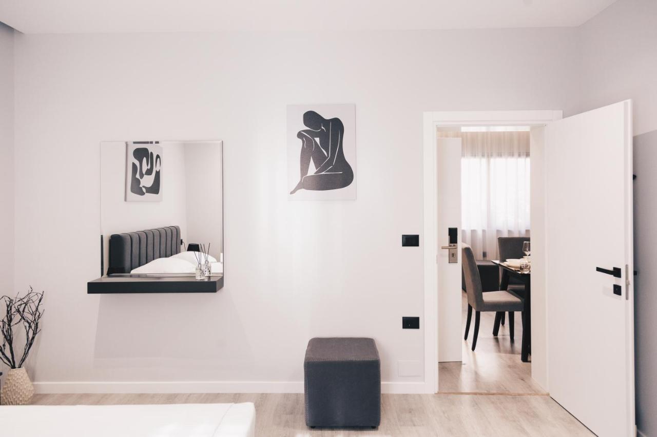 Mono Boutique Apartments Тирана Екстер'єр фото