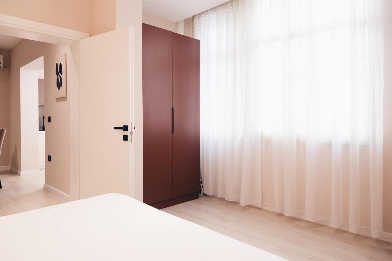 Mono Boutique Apartments Тирана Екстер'єр фото